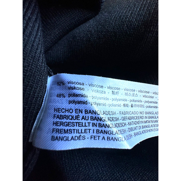 Zara Worn once knit sleeveless Mock collar top chain detail Women size M - Picture 5 of 6